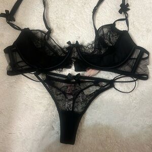 Black Lace Lingerie Set